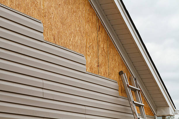 24/7 Emergency Vinyl Siding experts in Connellsville, PA